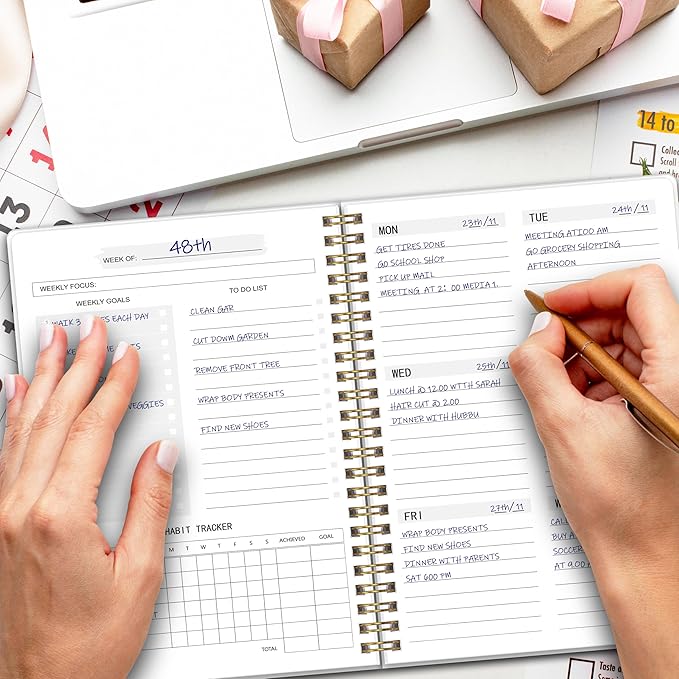 Undated Weekly Planner - Image 6