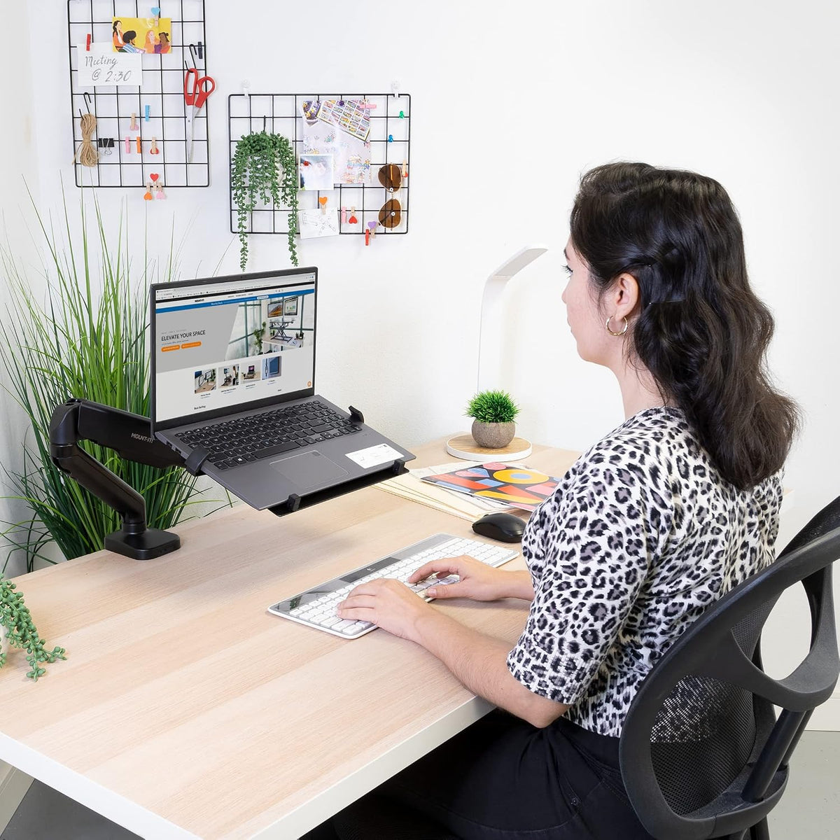 Mount-It! Laptop Arm Mount for Desk, Gas Spring, Clamp or Grommet, 17 Inch