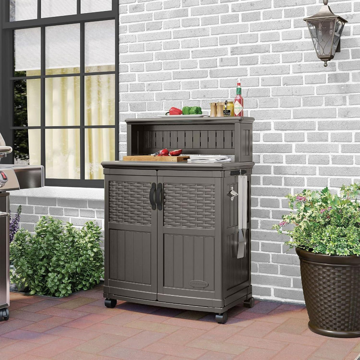 Suncast Patio Plastic Storage and Prep Station with Decorative Wicker Pattern...