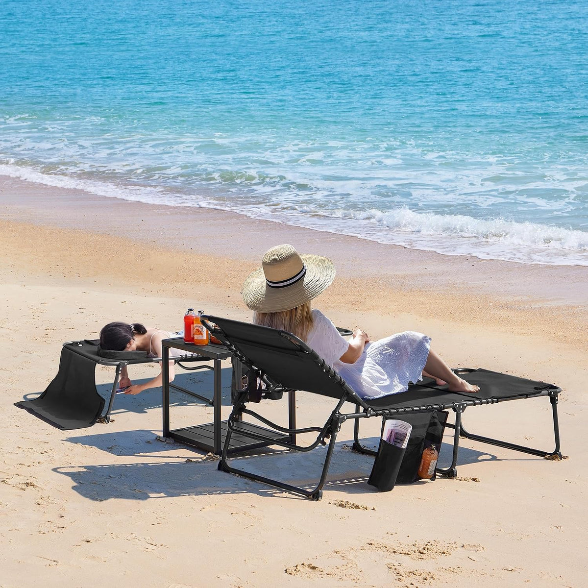 Yaheetech Outdoor Tanning Chair with Face Hole & Removable Cushion Black