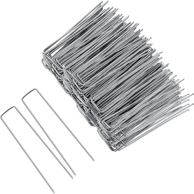 FEED GARDEN 8 Inch 50 Pack Galvanized Landscape Staples 11 Gauge Anti-Rust by FEEDGARDEN