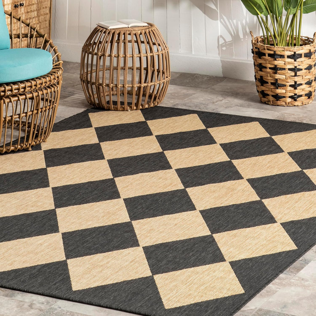 nuloom sabina dark grey trellis indoor/outdoor runner rug, front angle view