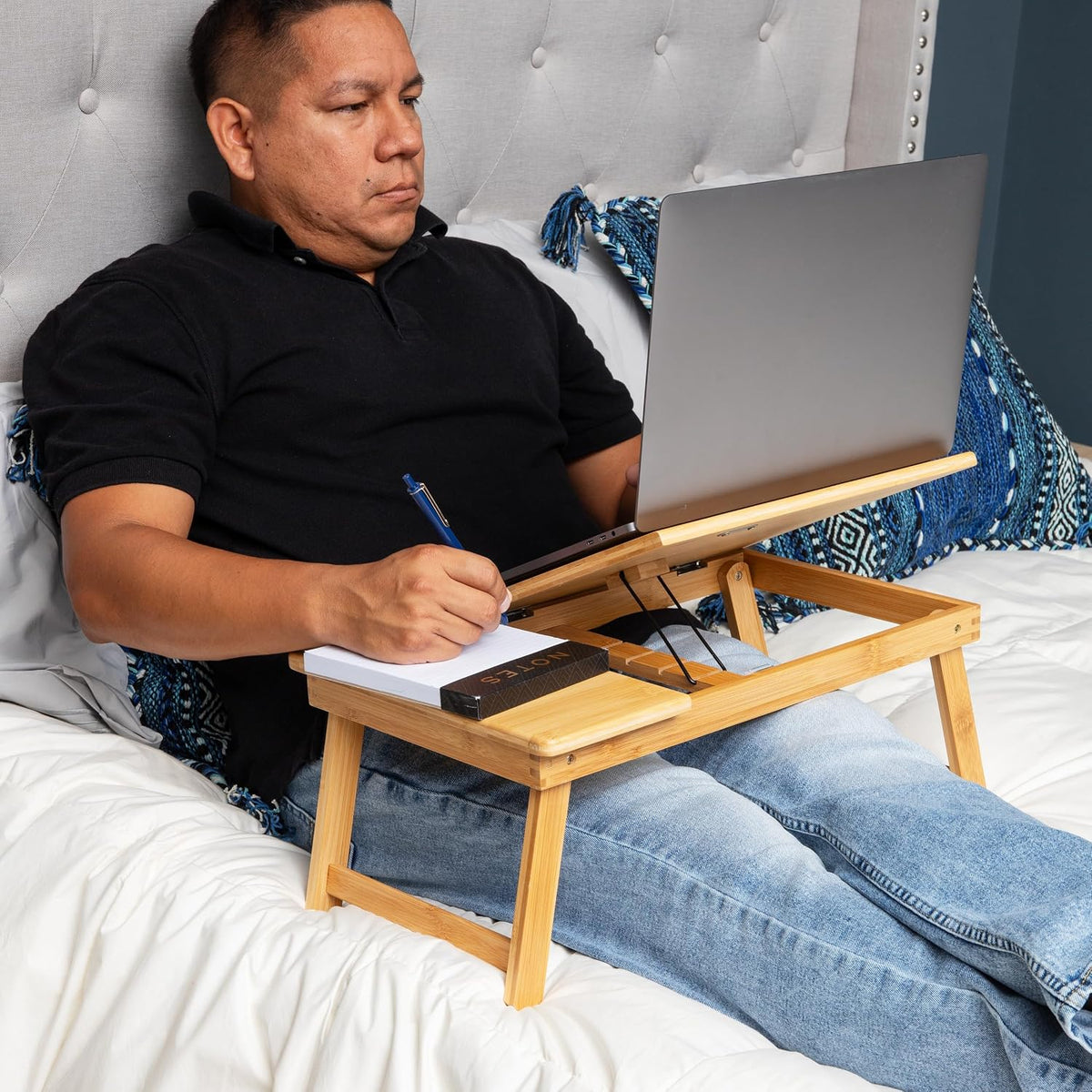 Mind Reader Lap Desk, Laptop Stand with Folding Legs for Bed Dorm Room and Ho...